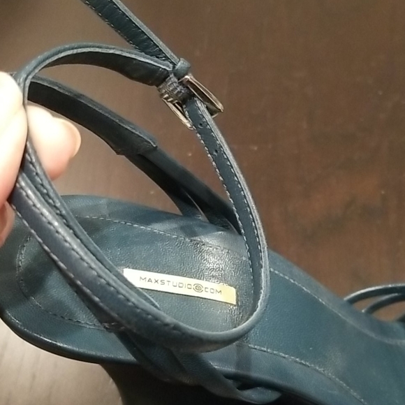 Max Studio, womans size 9m wedge - Picture 9 of 16